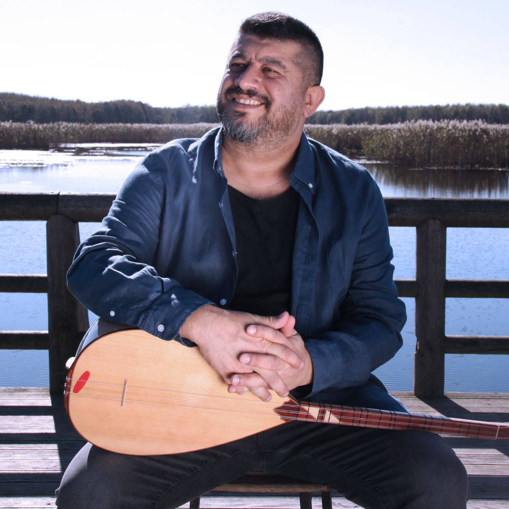 Kutsal Evcimen & İstanbul Noir Project – Türkü-Jazz Konseri etkinlik görseli